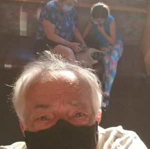 Meet your Posher, Brady